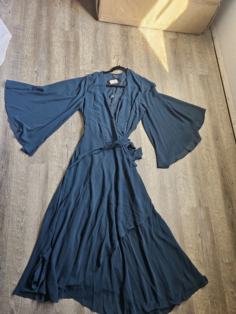 City Chic Teal Wrap Maxi Dress with Sheer Bell Sleeves - Picture 3 of 4